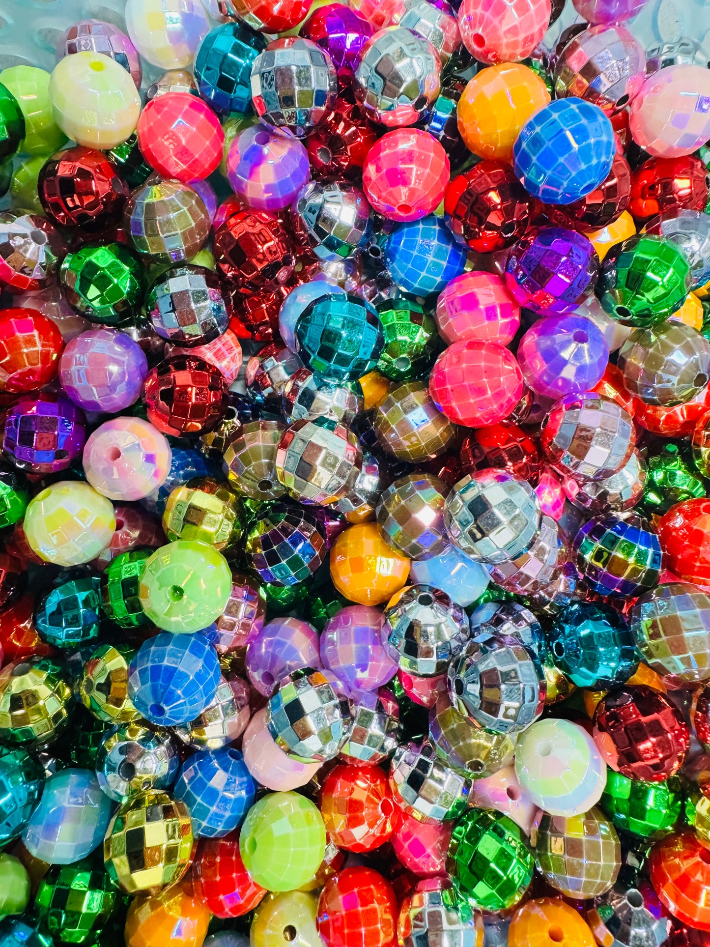 Disco beads
