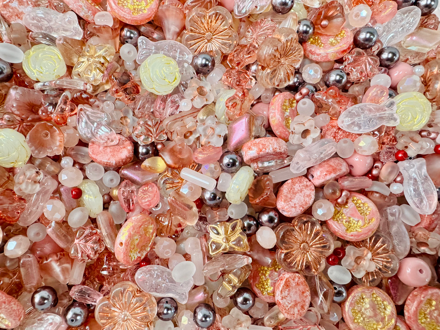 Peach rose mix